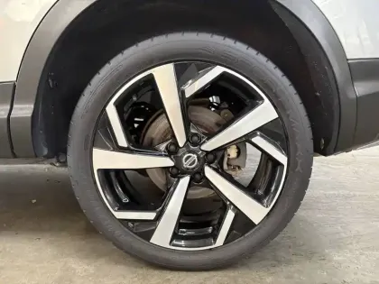 Photo 42 Nissan Qashqai  1.3 DIG-T 158 DCT