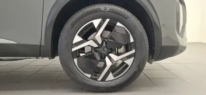 Photo 9 Peugeot 2008  Hybrid 145 e-DCS6