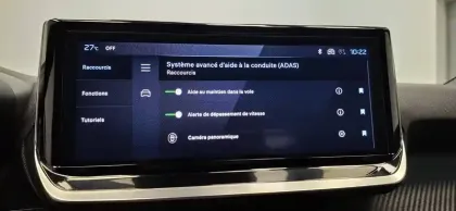 Photo 31 Peugeot 2008  Hybrid 145 e-DCS6