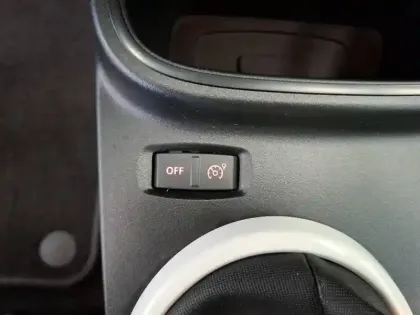 Photo 32 Renault Twingo  III SCe 65