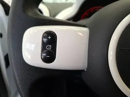 Photo 28 Renault Twingo  III SCe 65