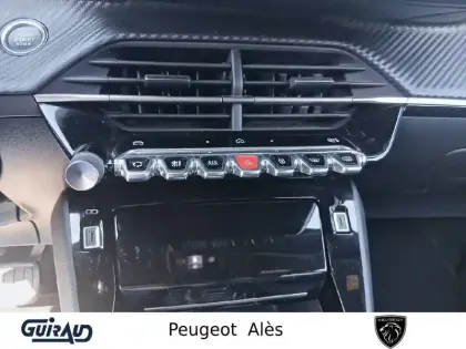 Photo 19 Peugeot 2008  PureTech 130 S&S EAT8