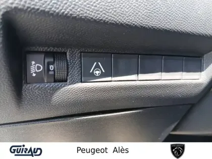 Photo 14 Peugeot 2008  PureTech 130 S&S EAT8