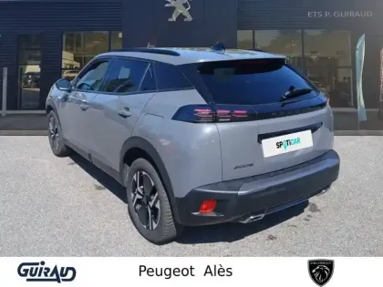 Photo 6 Peugeot 2008  PureTech 130 S&S EAT8