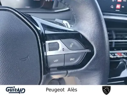 Photo 15 Peugeot 2008  PureTech 130 S&S EAT8
