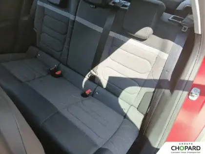 Photo 17 Citroën C4 e- 136 ch Automatique