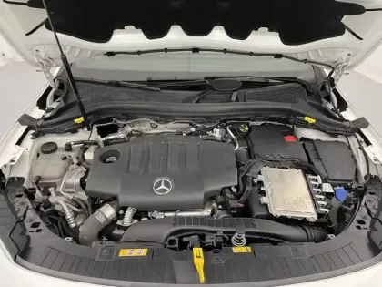 Photo 19 Mercedes GLA  200 d 8G-DCT