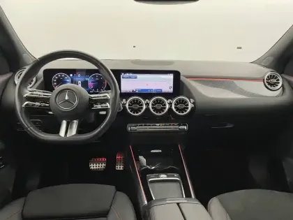 Photo 28 Mercedes GLA  200 d 8G-DCT