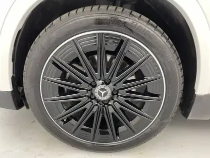 Photo 12 Mercedes GLA  200 d 8G-DCT