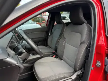Photo 32 Renault Captur  TCe 90