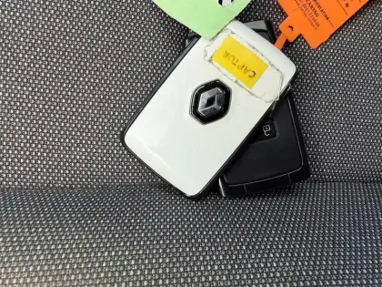 Photo 38 Renault Captur  TCe 90