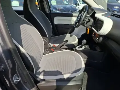 Photo 12 Renault Twingo  III E-Tech