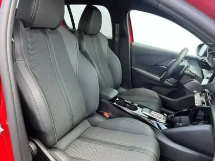 Photo 20 Peugeot 208  Hybrid 100 e-DCS6