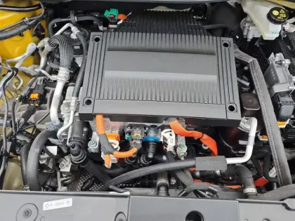 Photo 6 Peugeot 208  Electrique 50 kWh 136ch