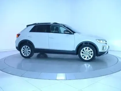 Photo 23 Volkswagen T-roc  1.5 TSI EVO 150 Start/Stop DSG7