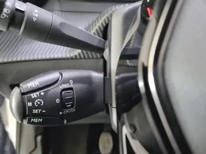 Photo 47 Peugeot 208  PureTech 75 S&S BVM5