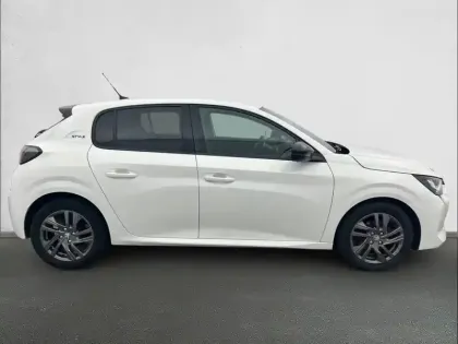 Photo 8 Peugeot 208  PureTech 75 S&S BVM5