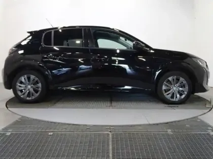 Photo 5 Peugeot 208  Electrique 50 kWh 136ch