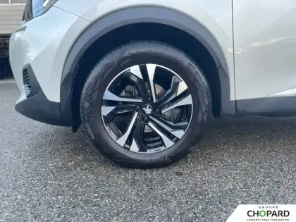 Photo 13 Peugeot 2008  PureTech 130 S&S EAT8