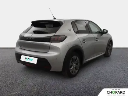 Photo 7 Peugeot 208  Electrique 50 kWh 136ch