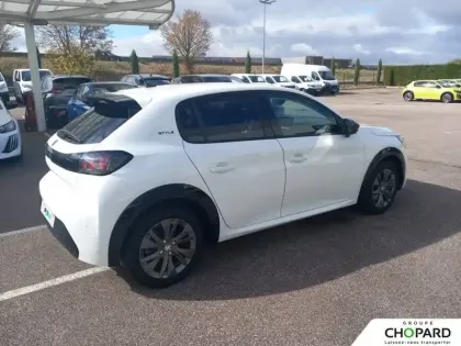 Photo 26 Peugeot 208  Electrique 50 kWh 136ch
