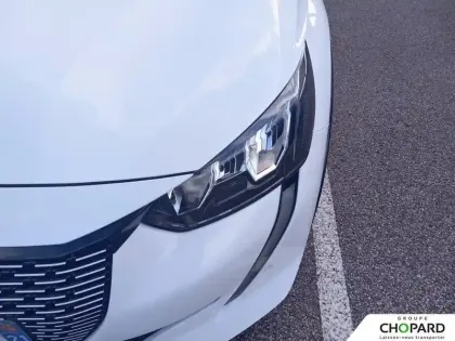 Photo 22 Peugeot 208  Electrique 50 kWh 136ch