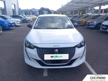 Photo 27 Peugeot 208  Electrique 50 kWh 136ch