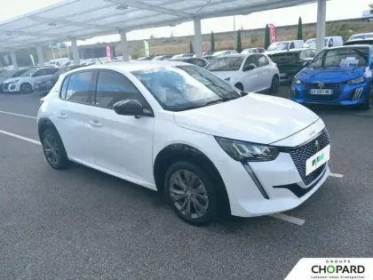 Photo 28 Peugeot 208  Electrique 50 kWh 136ch