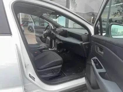 Photo 10 Nissan Leaf  Electrique 75kWh 217 ch