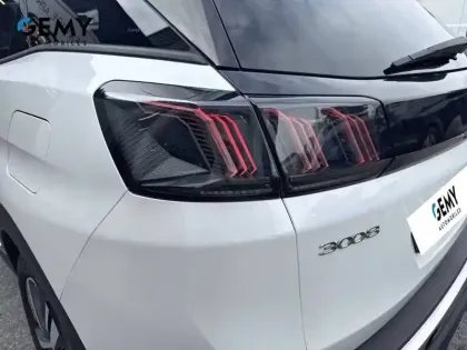 Photo 18 Peugeot 3008  Hybrid 225 e-EAT8