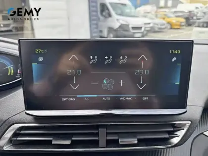 Photo 14 Peugeot 3008  Hybrid 225 e-EAT8