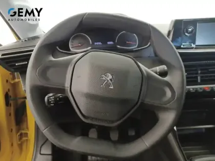 Photo 12 Peugeot 208  PureTech 75 S&S BVM5