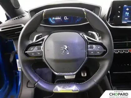 Photo 15 Peugeot 2008  PureTech 130 S&S EAT8