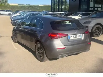 Photo 15 Mercedes Classe A  180 d 8G-DCT