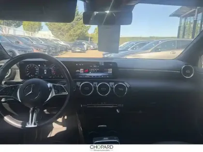 Photo 5 Mercedes Classe A  180 d 8G-DCT