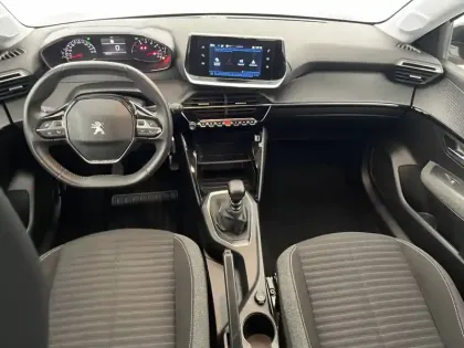 Photo 28 Peugeot 208  PureTech 100 S&S BVM6