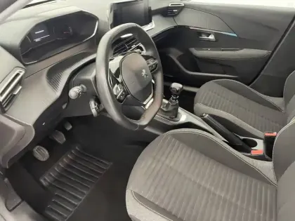 Photo 29 Peugeot 208  PureTech 100 S&S BVM6