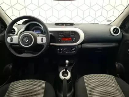 Photo 10 Renault Twingo  III E-Tech