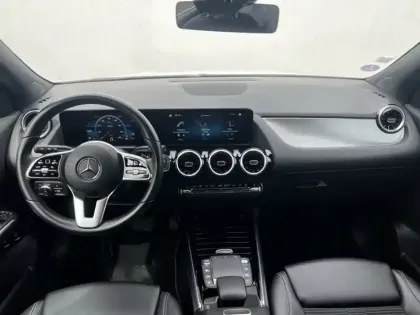 Photo 12 Mercedes GLA 250 e Business Line