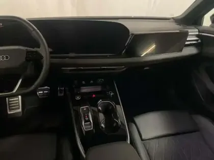 Photo 9 Audi A5 Avant e-hybrid 299 ch S tronic 7 Quattro S line
