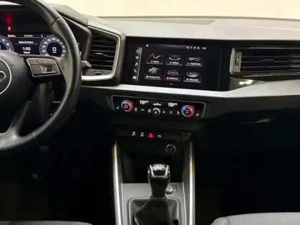 Photo 9 Audi A1 25 TFSI 95 ch BVM5 Design