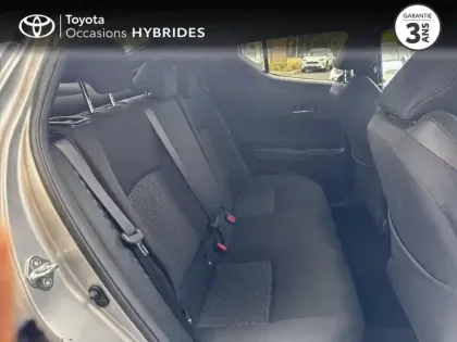 Photo 6 Toyota C-HR  1.8 Hybride 122ch Design Ultimate E-CVT