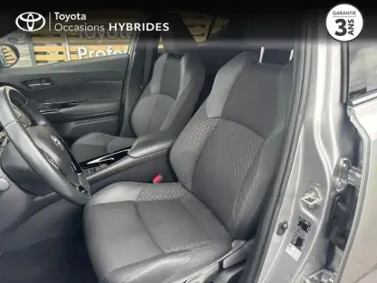 Photo 10 Toyota C-HR  1.8 Hybride 122ch Design Ultimate E-CVT