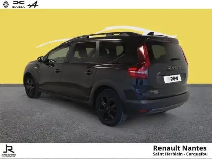 Photo 6 Dacia Jogger  1.6 hybrid 140ch Extreme 7 places -24