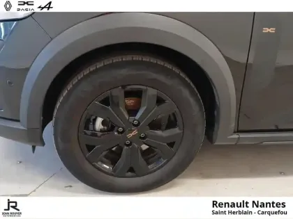 Photo 8 Dacia Jogger  1.6 hybrid 140ch Extreme 7 places -24