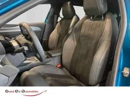 Photo 10 Peugeot 408  Hybrid 145ch GT e-DCS6