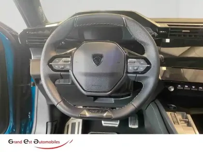 Photo 11 Peugeot 408  Hybrid 145ch GT e-DCS6