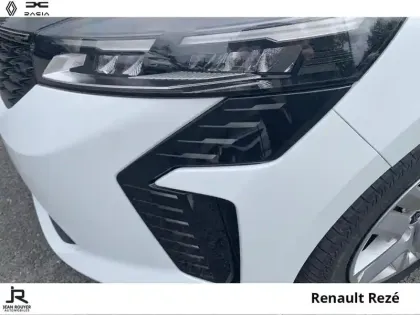 Photo 12 Renault Clio  1.6 E-Tech 145ch full hybrid Evolution - 24
