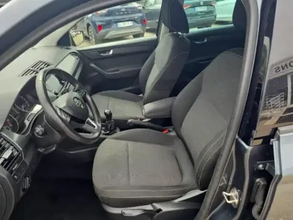 Photo 8 Skoda Fabia  1.0 TSI 95ch Edition