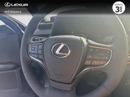 Photo 8 Lexus UX  300h F SPORT Design 2WD MC25